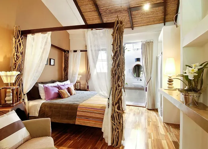 Don Vito Villa Tamarindo